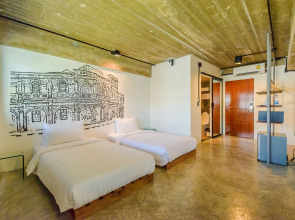 Quip Bed & Breakfast Phuket Hotel