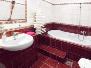 Pal's Hostel & Apartments