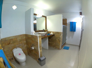 Laguna Gili Beach Resort