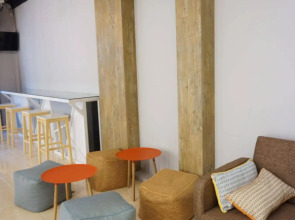 The Hive Hatyai Hostel