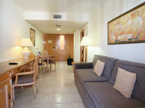 Hotel & Spa Peñíscola Plaza Suites