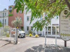 B&B HOTEL Marseille Aéroport Saint-Victoret