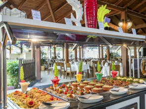 Seven Seas Hotel Blue