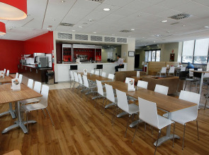 Travelodge Valencia Aeropuerto