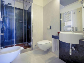 Отель Mercure Milano Solari