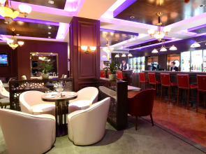 Kempinski Hotel Khan Palace