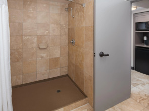 Holiday Inn Portland - Columbia Riverfront by IHG