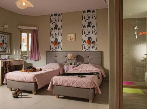 King's Village Apartments