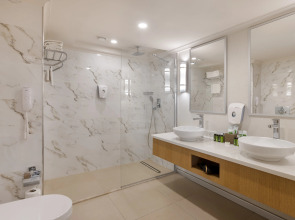 Rixos Park Belek - The Land of Legends Access