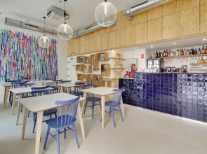 The People - Marseille - Hostel