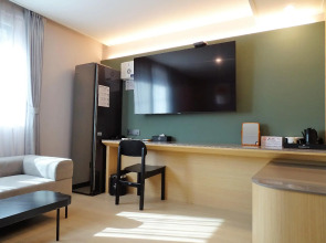 Hound Hotel Busan Station