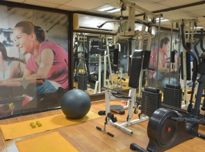 Rockland Hotel - C R Park