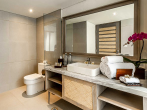 Nirwana Beach & Resort