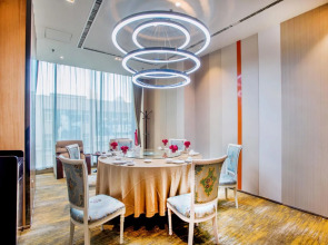 Holiday Inn Express Dalian City Centre by IHG