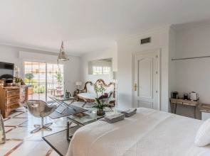 Molo Luxury Suites Puerto Banus