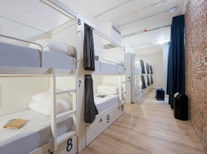 room00 Gran Vía Hostel