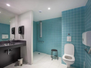 The People - Strasbourg - Hostel