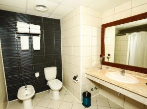 Charmillion Gardens Aquapark