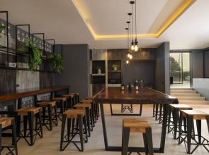 Prime Town - Posh & Port Hotel Phuket