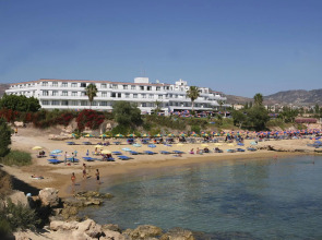 Corallia Beach Hotel Apartments
