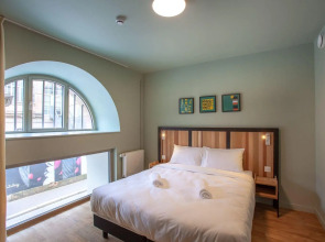 The People - Strasbourg - Hostel