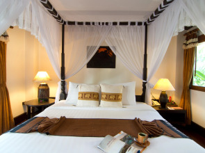 Курортный отель Santhiya Tree Koh Chang Resort