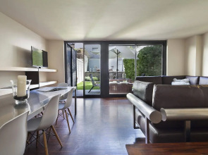 My Space Barcelona Private Pool Garden