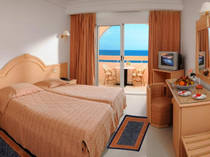 Abou Sofiane-Families & Couples Only