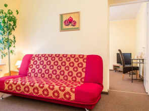 Отель Augustine