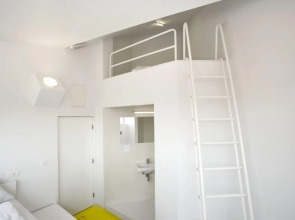 Design Hostel Goli & Bosi