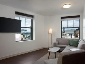 Element Detroit at the Metropolitan