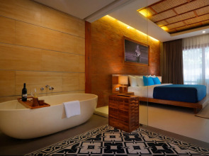 Sagara Candidasa by AHM