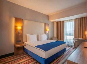 Ramada Plaza by Wyndham Izmir