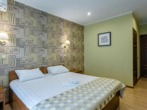 V Dvukh Shagakh na Festivalnom