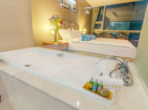 Blue Sky Hotel & Tower