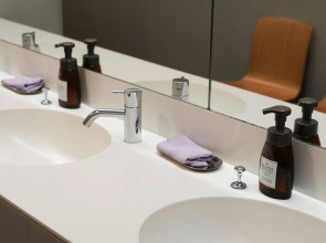 Rembrandt Cabin Shinjuku Shin-Okubo