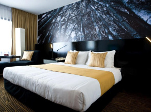 Cinnamon Lakeside Colombo