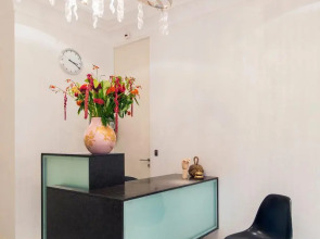 The Amsterdam Canal Hotel