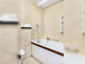 Metropolo by Golden Tulip