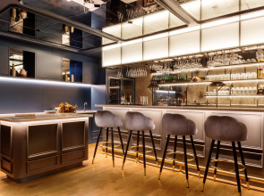 Отель Radisson Blu, Madrid Prado