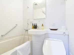 Eins Inn Umedahigashi