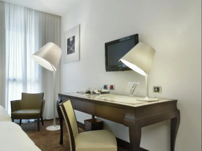 Unahotels Cusani Milano