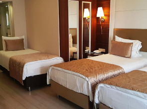 Grand Marcello Hotel & Spa