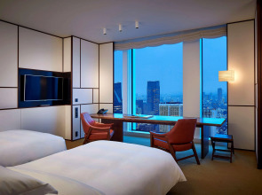 Отель Andaz Tokyo Toranomon Hills