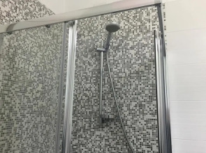 Red Line Room Division