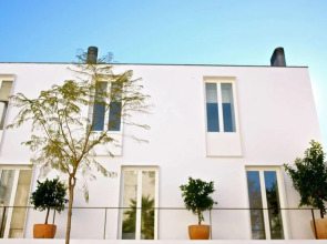 The Late Birds Lisbon Urban Resort