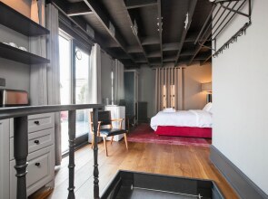 3 Bedrooms Apartment w Sea View and Terrace