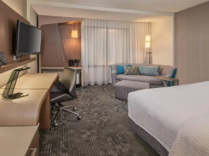 Courtyard by Marriott Denver Aurora