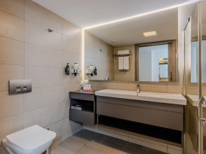 Ramada Plaza by Wyndham Izmir