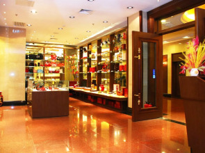 Beijing Sky House Business Hotel (formerly Beijing Century Hong Kong Hotel)